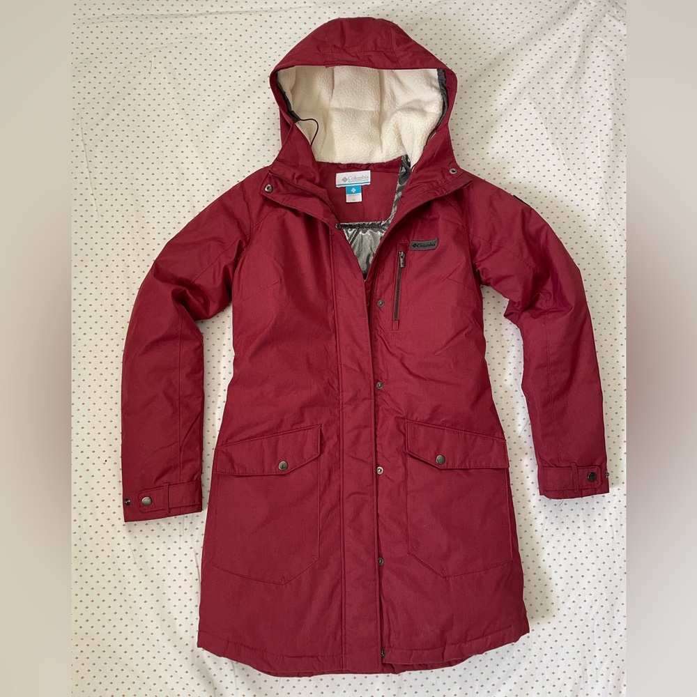 Columbia Women's Suttle Mountain Long Synthetic Down Parka Size XSmall